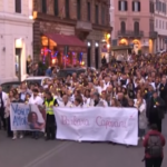 Omicidio Capovani, psicologi in piazza: “Tragedia annunciata”