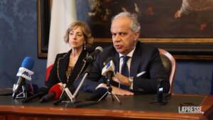 Migranti, Piantedosi: “Semplificare accoglienza minori non accompagnati”