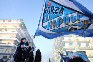 Scudetto, Maxischermo al Maradona per Udinese-Napoli.