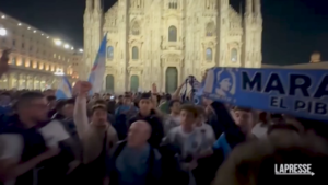 Napoli campione, festa anche a Milano