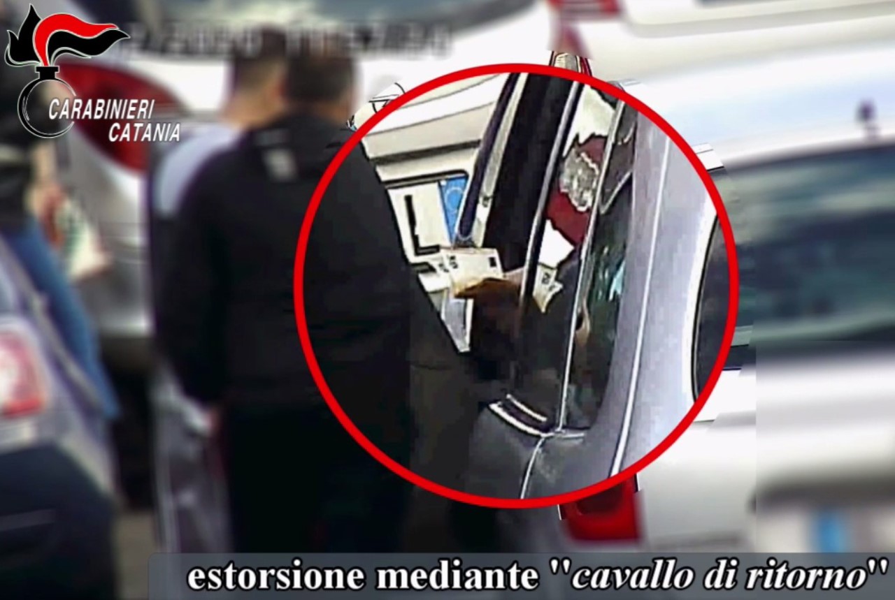 Catania, maxi blitz antimafia con 68 arresti