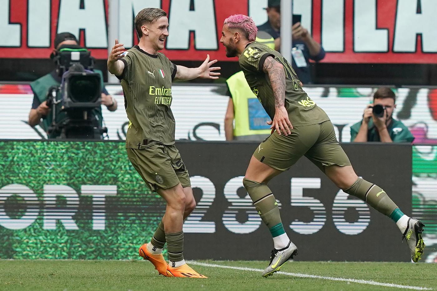 Milan-Lazio 2-0, Bennacer e Hernandez piegano i Biancocelesti