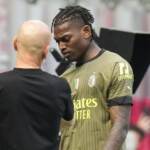 Milan, elongazione coscia per Leao