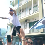 Napoli continua a festeggiare, rapper Clementino tra i tifosi