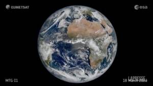Le spettacolari immagini della Terra vista dallo spazio