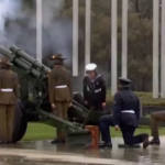 Re Carlo III, in Australia colpi di cannone per festeggiare l’incoronazione