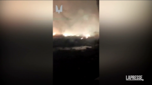 Ucraina, bombe al fosforo russe su Bakhmut: Kiev diffonde un video