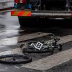 Milano, scontro tir-bici: muore ciclista