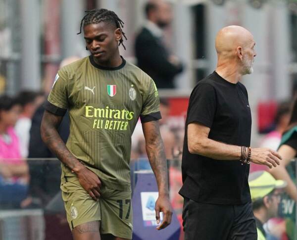 Milan, Leao si allena a parte: resta in dubbio per derby Champions