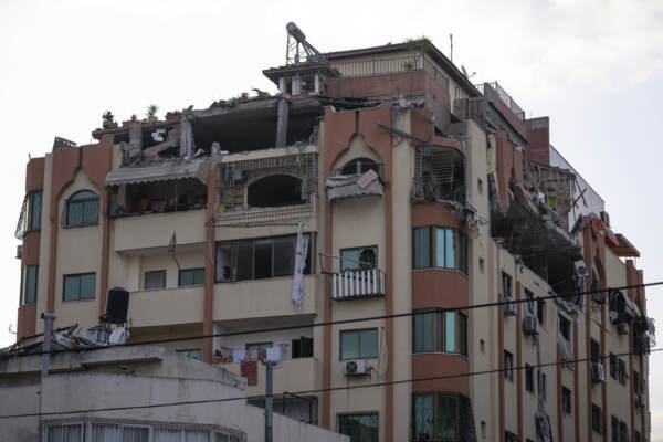 Medioriente, raid Israele su Gaza: 13 morti. Poi nuovo attacco