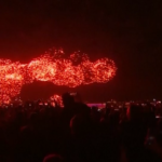 Russia, i fuochi d’artificio illuminano il cielo di Mosca