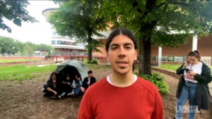 Caro affitti, studenti in tenda anche a Torino