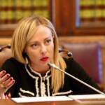 Meloni, doppio attacco da Parigi e Madrid