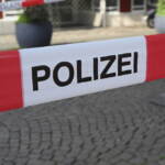 Germania, spari in stabilimento Mercedes: due morti