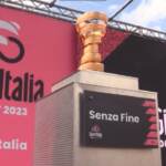 Giro d’Italia, la presentazione delle squadre a Napoli