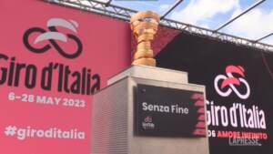 Giro d’Italia, la presentazione delle squadre a Napoli