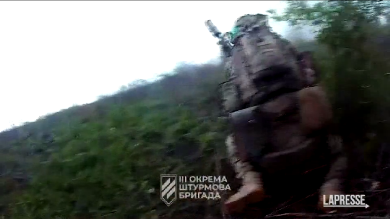 Ucraina, i soldati di Kiev in battaglia a Bakhmut LaPresse