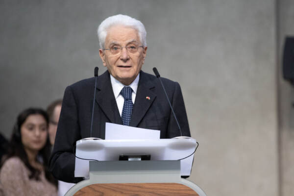 Norvegia, Mattarella: “Accelerare sulla transizione verde”