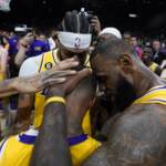 Playoff Nba, i Lakers in finale a Ovest: LeBron elimina Curry