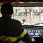Maltempo, nel Bellunese si cerca vigile del fuoco disperso