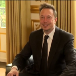 Francia, Macron incontra Musk e il Ceo di Pfizer