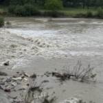 Maltempo, a Bologna la piena del fiume Reno