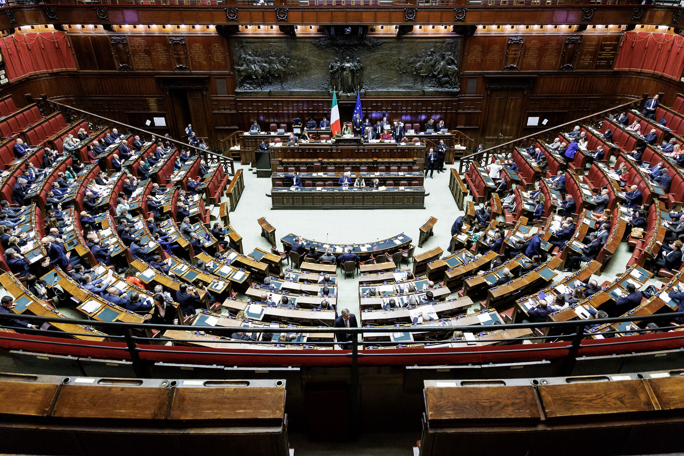 Salario minimo, proposta unitaria opposizioni depositata alla Camera