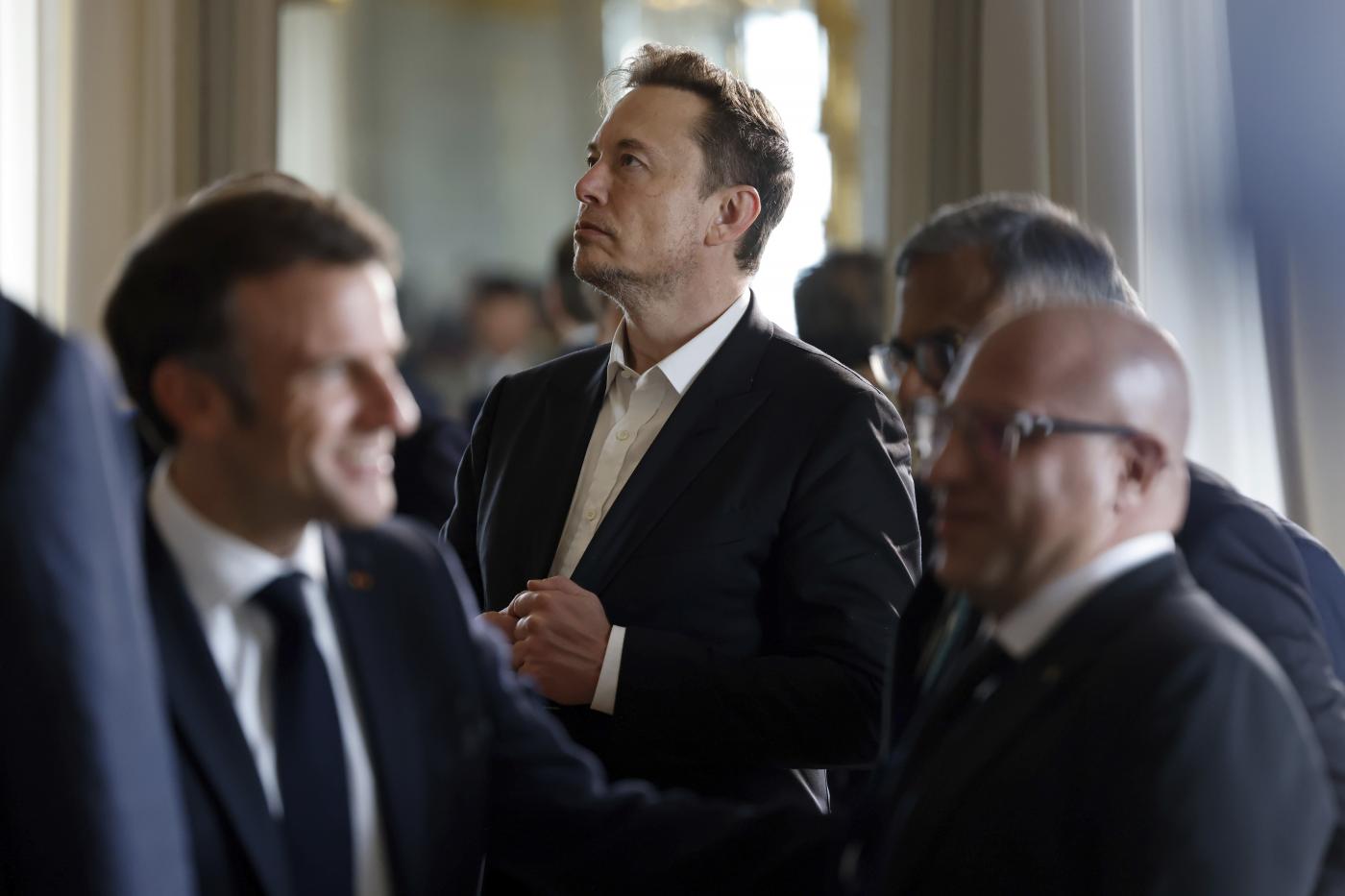Elon Musk contro la Fed: “Lenta”