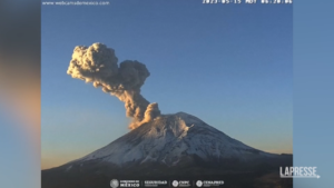 Messico, nuova eruzione per il vulcano Popocatepetl
