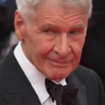 Festival di Cannes, Harrison Ford sul red carpet con la moglie