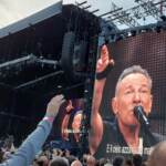 Bruce Springsteen, grande show a Ferrara tra le polemiche