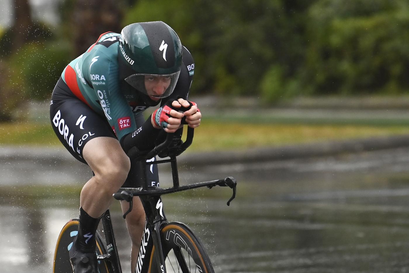 Giro d’Italia, Denz vince in volata la 14esima tappa