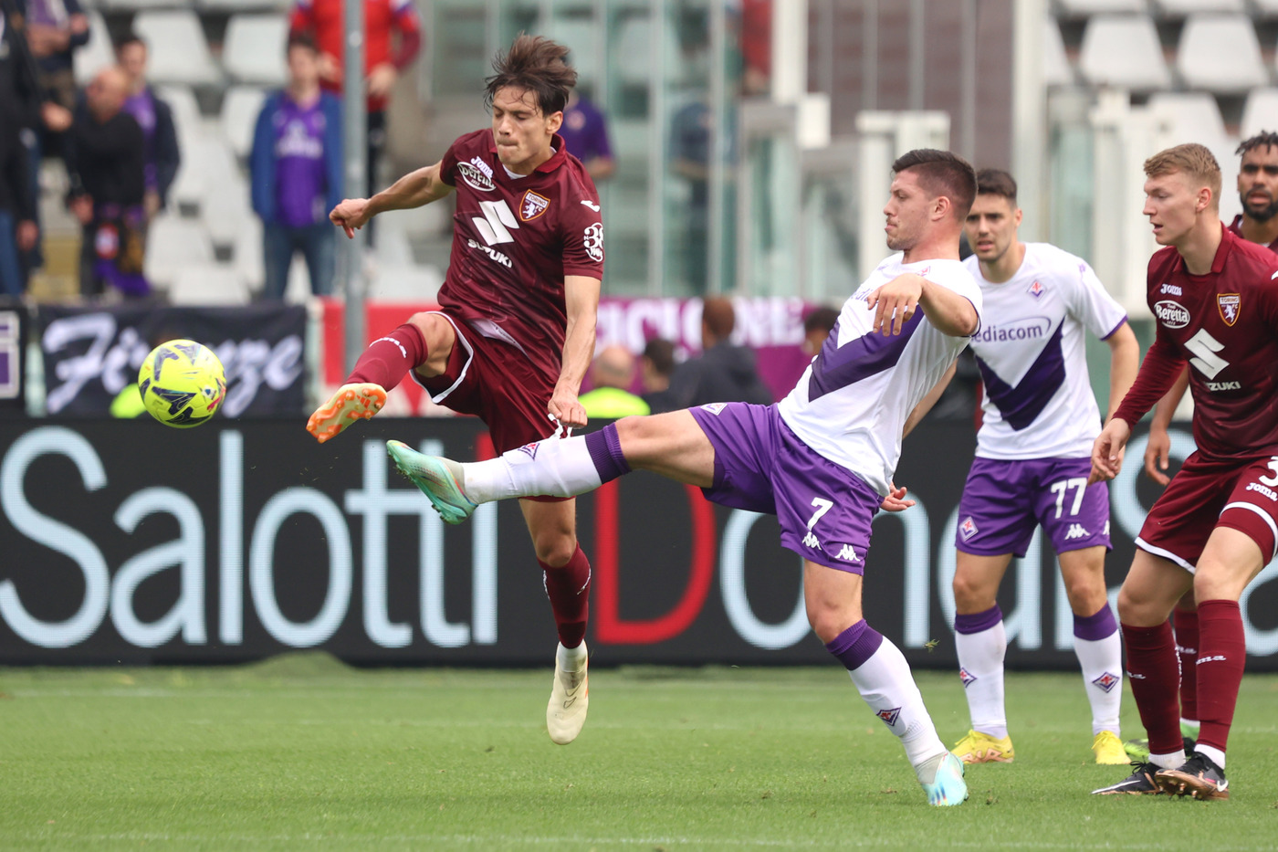 Torino-Fiorentina 1-1, Sanabria replica a Jovic Torino-Fiorentina 1-1, Sanabria replica a Jovic