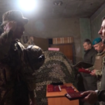 Ucraina, Zelensky in visita al fronte in Donetsk