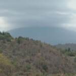 Messico, il vulcano Popocatepetl si risveglia: la città di Xalitzintla coperta di cenere