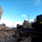 Ucraina, soldati di Kiev in azione a Bakhmut: le immagini riprese da una bodycam
