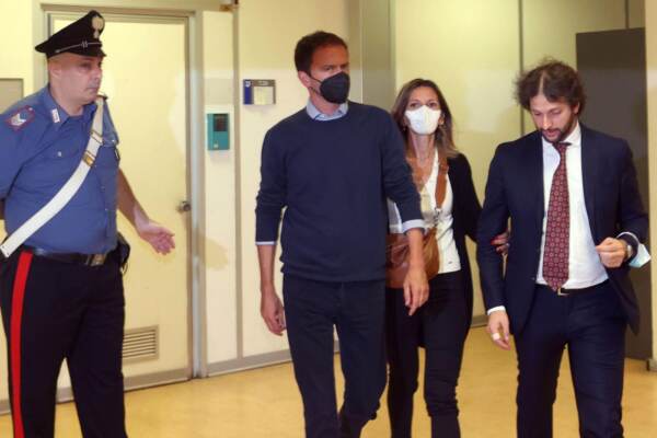 Violenza sessuale, Alberto Genovese in aula a Milano