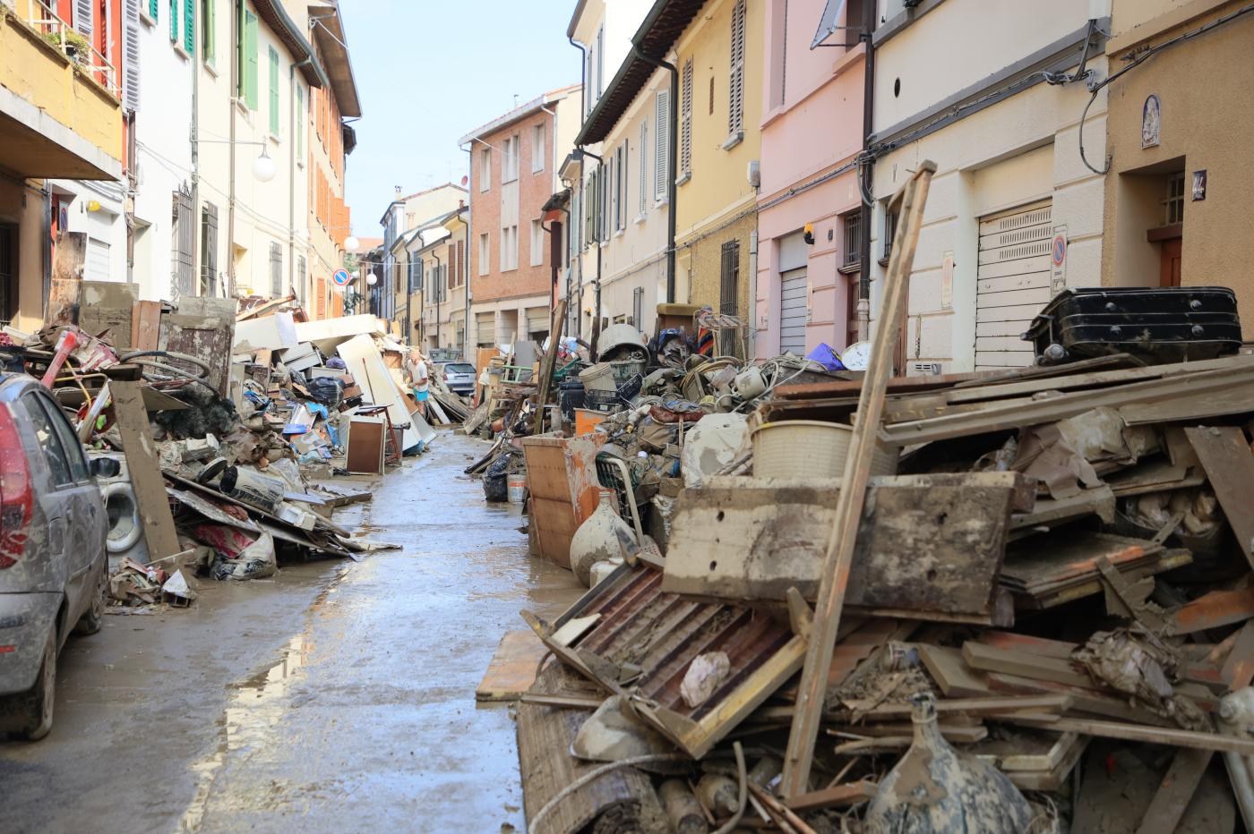 Emilia-Romagna, carabinieri in zone alluvionate contro gli sciacalli