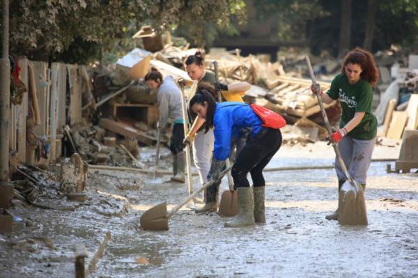 Maltempo Emilia Romagna - Danni alluvione città di Faenza