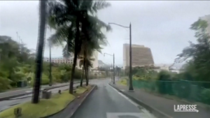 Guam, la capitale Hagatna sferzata dal tifone Mawar