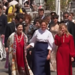 Cannes, Alice Rohrwacher sul red carpet con il cast de ‘La Chimera’