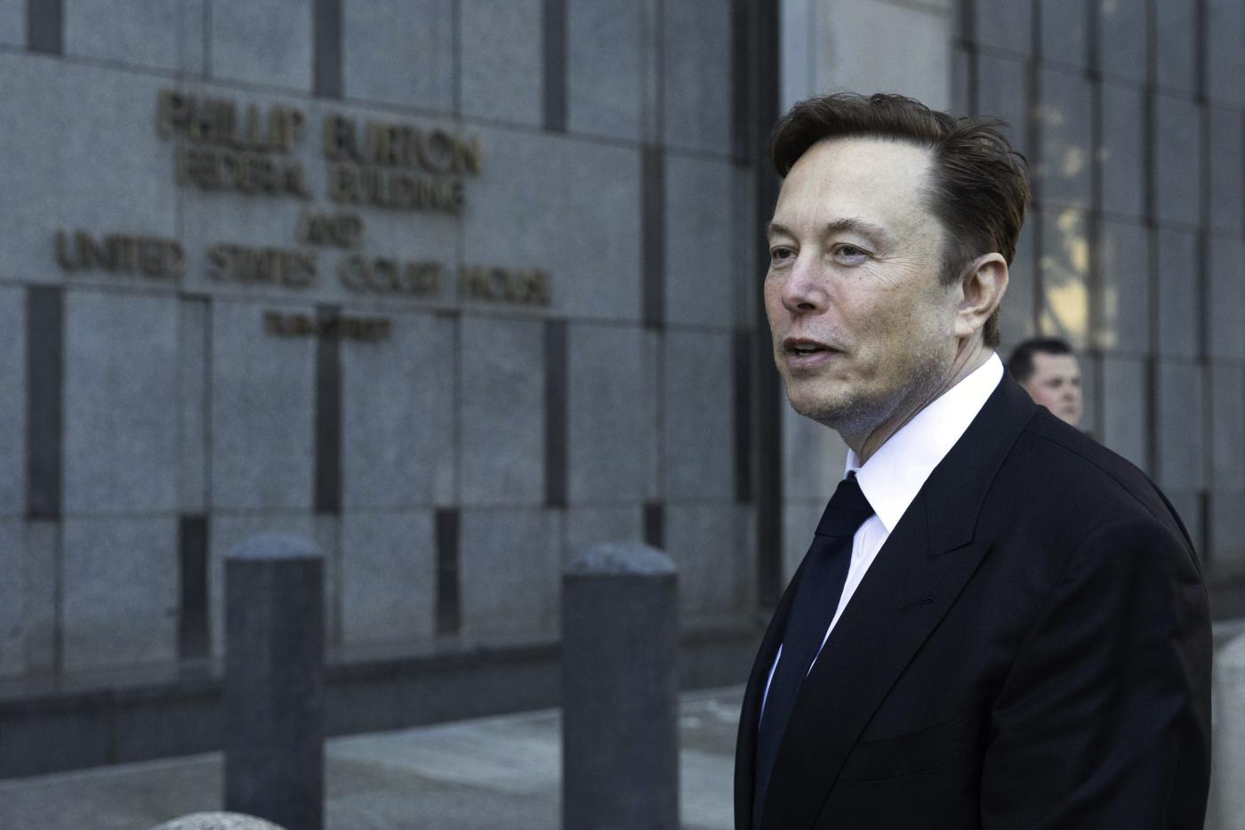 Neuralink, Musk ha l’ok per sperimentazione su chip nel cervello umano