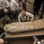 Egitto, scoperti in necropoli Saqqara laboratori mummificazione e tombe