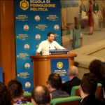 Ponte sullo Stretto, Salvini: “Costerà la meta del Rdc”