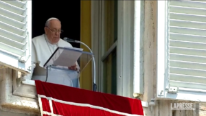 Birmania, Papa: “Preghiamo per popolazioni colpite da ciclone e per Rohingya”