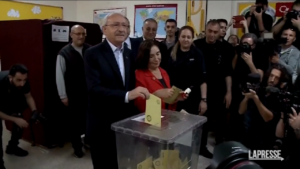 Presidenziali in Turchia, Kilicdaroglu vota a Ankara