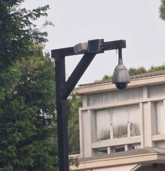 Iran, polemica su ambasciata a Roma: “Telecamera sopra forca”