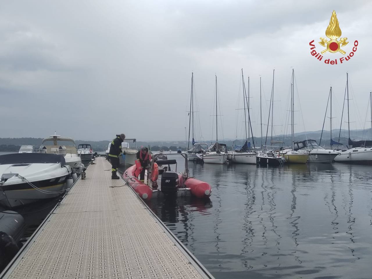 Barca si ribalta su Lago Maggiore, la testimonianza: “Senza di noi tutti morti”