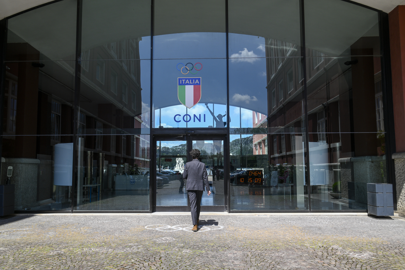 Juventus, manovra stipendi: ok a patteggiamento, ammenda per il club