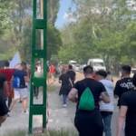 Europa League, tifosi Roma cantano andando verso lo stadio a Budapest